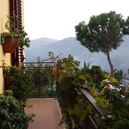 B&B Lo Sparviero Civita Room photo